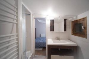 Appartements Charmant DUPLEX - centre de Fontainebleau : photos des chambres