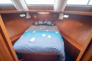 Bateaux-hotels Vedette Hollandaise de 13 m pour sejour insolite : photos des chambres