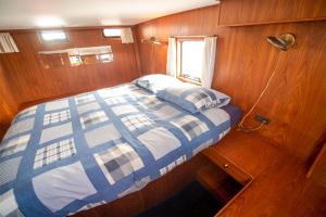 Bateaux-hotels Vedette Hollandaise de 13 m pour sejour insolite : photos des chambres