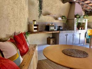 Maisons de vacances Love room - Spa balneo - Hammam sauna -Emmy Elegance : photos des chambres