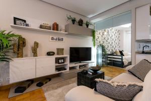 Audrey by Unique Rooms