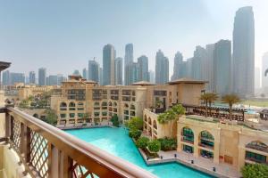 Vacationer Holiday Homes I One 1 Bed with Dubai Fountain View I Souq Al Bahar