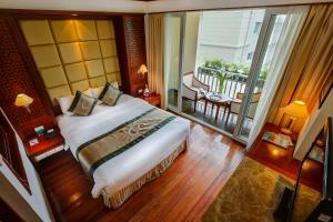 Conifer Boutique Hotel