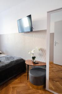 ClickTheFlat Pereca City Centre Apart Rooms