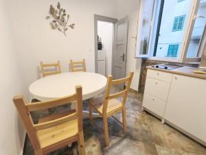 Bright and Colourful Apartment Luce -Sandy beach