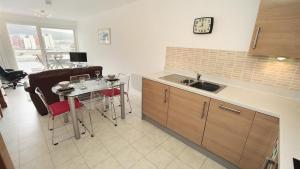 Marina Villas, Trawler Road, Marina