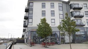 Marina Villas, Trawler Road, Marina