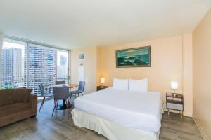 Ilikai Marina 1889 City View Studio