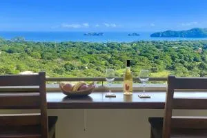 Casa Hola - Carpintero