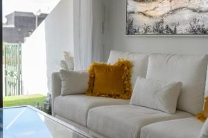 SVA&YA Sunflower In Playa La Arena