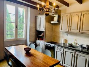 Appartements Confortable T2 au Centre d'Amelie-les-Bains, proche thermes, tres bien equipe, pour 2 personnes - FR-1-703-153 : photos des chambres