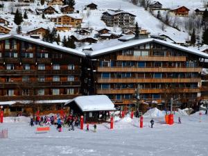 Studio cosy aux Gets, proche des pistes, balcon, Wi-Fi, garage sécurisé, accepte les animaux - FR-1-671-42