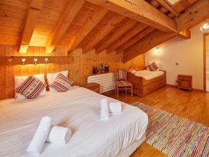 Chalet luxueux avec jacuzzi, sauna et WiFi aux Gets - FR-1-671-83