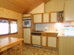 Appartement spacieux 3 chambres + mezzanine, balcon, proche télécabines et centre, animaux admis - FR-1-671-117