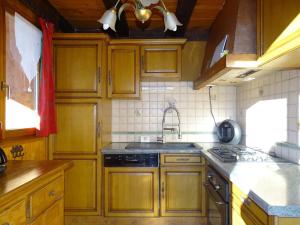 Chalet spacieux aux Gets avec cheminée, WiFi et animaux admis - FR-1-671-128