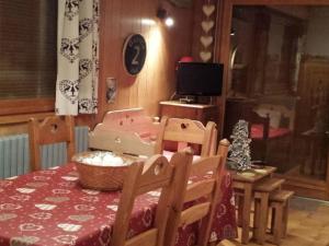 Appartement familial cosy aux Gets avec Wi-Fi, garage, 2 chambres - FR-1-671-133
