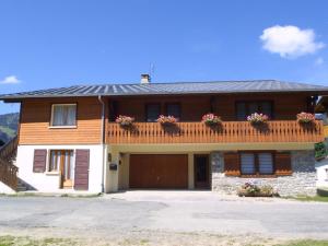 Charmant appartement aux Gets - 5 pers, animaux admis, situé proche des pistes et des commodités - FR-1-671-94