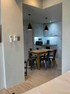 Modern Chic Beachfront Unit at Canyon Cove Nasugbu