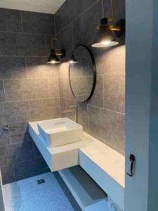 Modern Chic Beachfront Unit at Canyon Cove Nasugbu