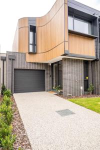 Discover an Idyllic Boho Style Retreat in Geelong