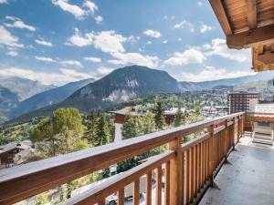 Appartements Appartement lumineux 50m² au centre de Courchevel Village, proche des pistes et commerces - FR-1-562-77 : photos des chambres