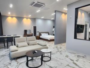Suite Stay Yeosu