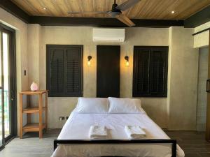 Spacious Beachfront Unit at Canyon Cove Nasugbu