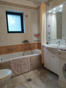 Entire cottage near the beach in Nimporio, Euboea