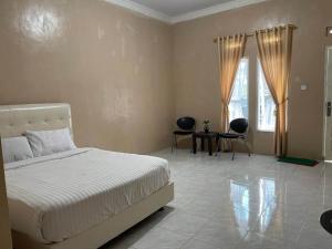 OYO 93033 Mutiara Homestay Syariah