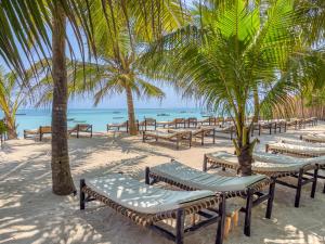 Kibanda Lodge and Beach Club