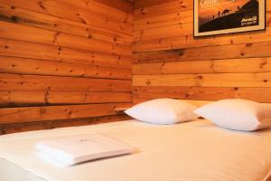 Sejours a la ferme Chalet Ariegeois : photos des chambres