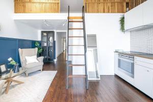 Made in Sydney Chic Shop Conversion with Courtyard