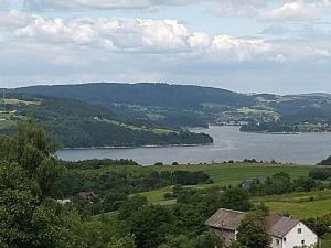 Domek nad jeziorem Rożnowskim - Gródek Nad Dunajcem