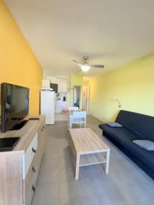 Appartements APPARTEMENT 4 personnes - 50 m plage - Parking 4B260BatB : photos des chambres