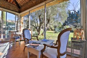 B&B / Chambres d'hotes Bastide de l'Ovalie : Chambre Double avec Terrasse