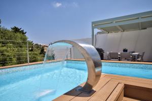 Villa Blu - Family Villa with Indoor heated Pool, Sauna and Games Room