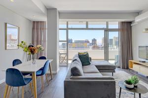 Lyra - Chic Urban Apartment living in the heart of Cape Town