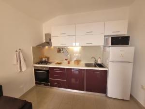 Cozy family apt Iris only 20m from the beach in Mandre