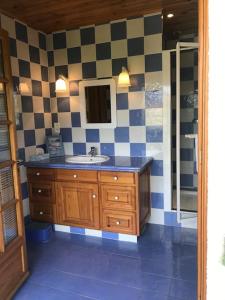 Villas Charming cottage, 10 minutes from Ax les Thermes : photos des chambres