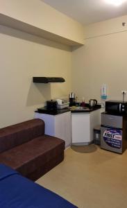 Fully furnishd Avida condo 2(wi-fi netflx disney+)