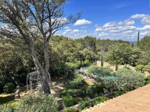 Villas Maison avec piscine pour 10 personnes - L'ISLE SUR LA SORGUE - SAUMANE - VAUCLUSE - LUBERON - PROVENCE : photos des chambres