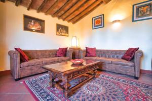 Agriturismo Galgani - 12th Century House - Private Pool and Park - VIP Concierge