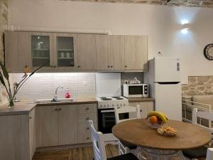 Medieval Country House in Mastichochoria