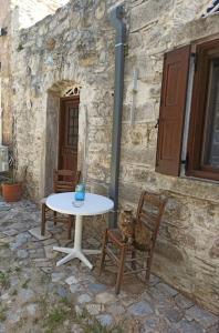 Medieval Country House in Mastichochoria
