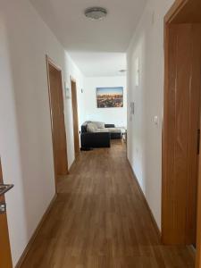 Seaview Apartments Lagetar