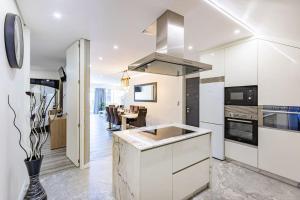 Porto City Holidays by Douro River