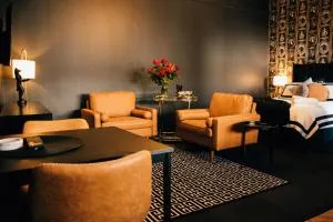 Rooms of Renown - The Panaretto Parlour - Leeton