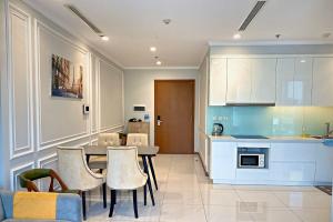 Vinhomes Central Park - Luxury 1,2,3,4 bedroom apartments - Khu đô thị ven sông đẹp nhất TP HCM