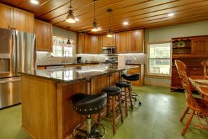 Unique Cotter Getaway with Deck and Outdoor Dining!