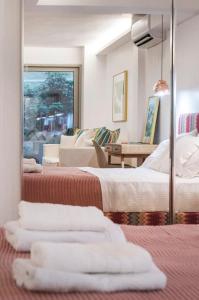 Luxury stay with garden, US embassy